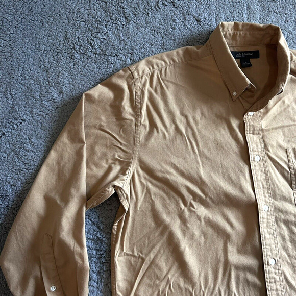 Croft & Barrow Mens Size L Casual Button Up Long Sleeve Shirt Beige Preppy - Picture 3 of 12
